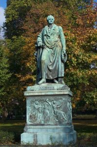 Goethe è qui - Beethoven Goethe e l'intesa mancata (seconda parte) Goethe Denkmal Frankfurt