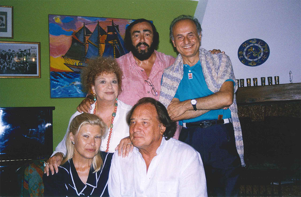 Angela Maria Bocci, Katyna Ranieri, Riz Ortolani, Luciano Pavarotti e Giorgio Girelli-PH Nicoletta Mantovani