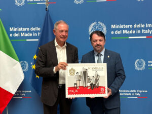 Francobollo dedicato a Scandalli Fisarmoniche