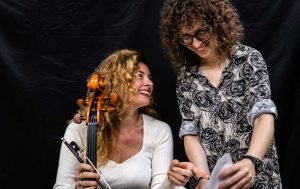 Anna Giusto (violino) e Veronica Fabbri Valenzuela (violoncello)