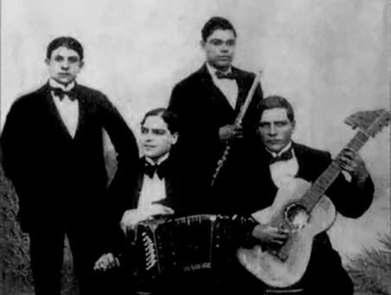 La tigre del bandoneón - Eduardo Arolas tra tango e sofferenza (Cuarteto Arola en 1912)