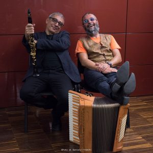 Mirabassi e Zanchini (foto di Daniele Franchi)