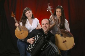 Trio Contemp